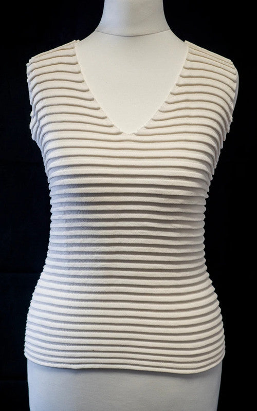 Armani Top White Size 40 Pre-Owned