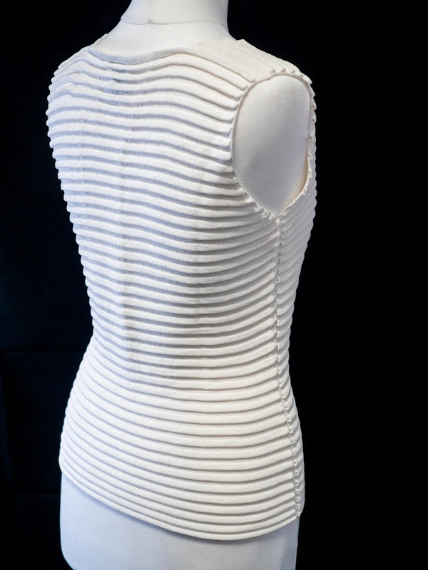 Armani Top White Size 40 Pre-Owned