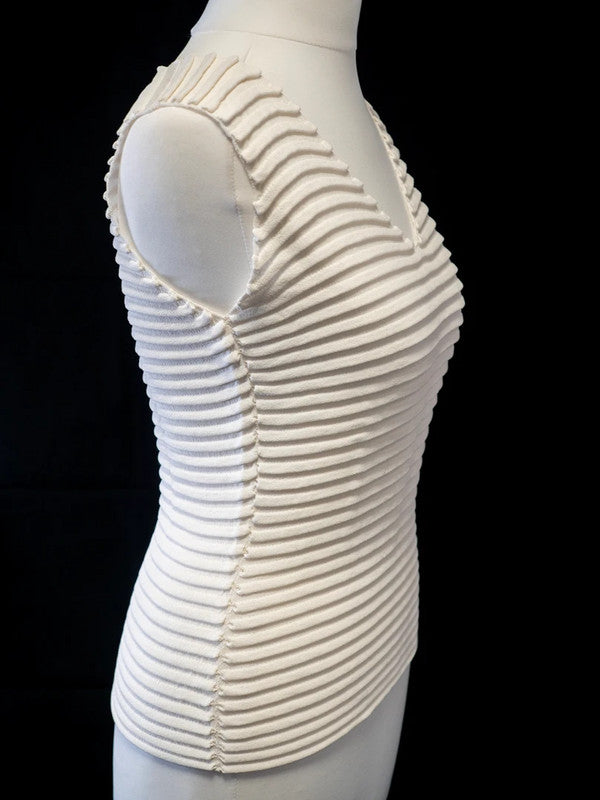 Armani Top White Size 40 Pre-Owned