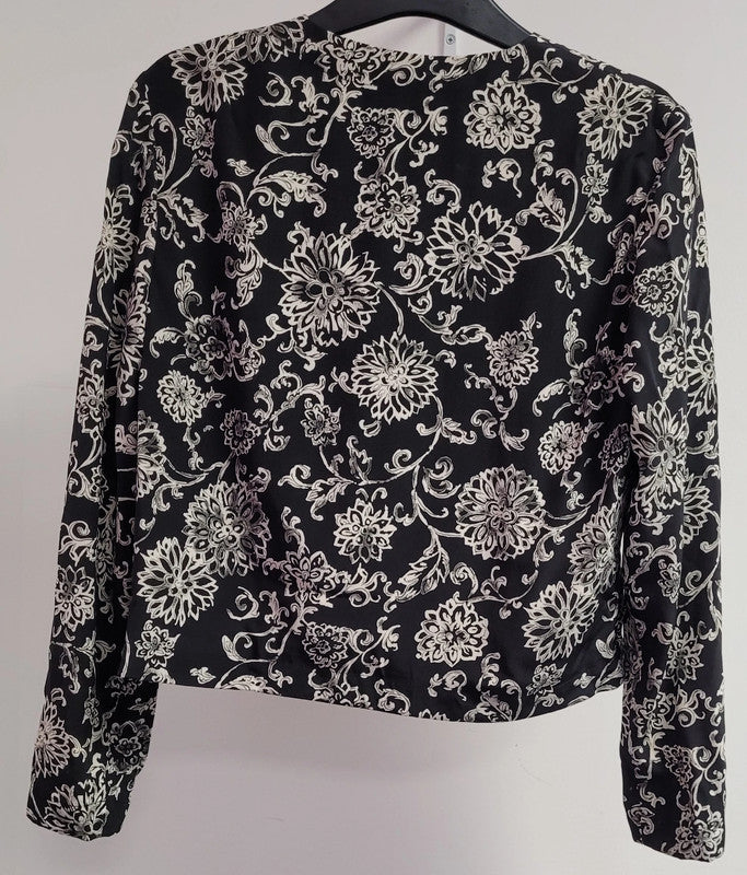 Maggy London Petites Size 4 Silk 2-Piece Suit Black/White Pre-Owned