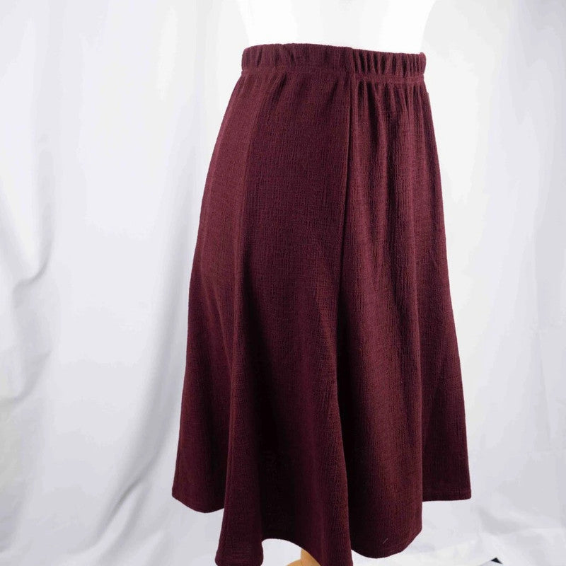 Monique Collection Burgundy Skirt Size M/L NWT