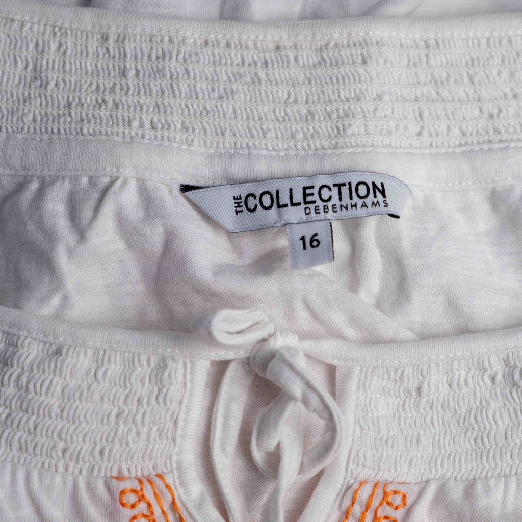 Debenhams Collection White Top with Orange Flowers Size 16 Top Pre-Owned