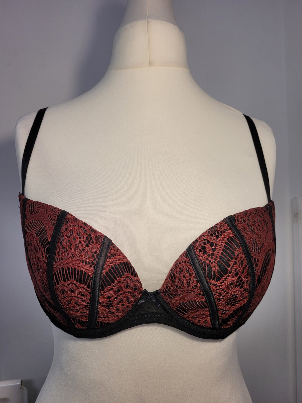 Bra 34C Burgundy/Black Padded Plunge Kylee GK456 by Ann Summers New with Tags