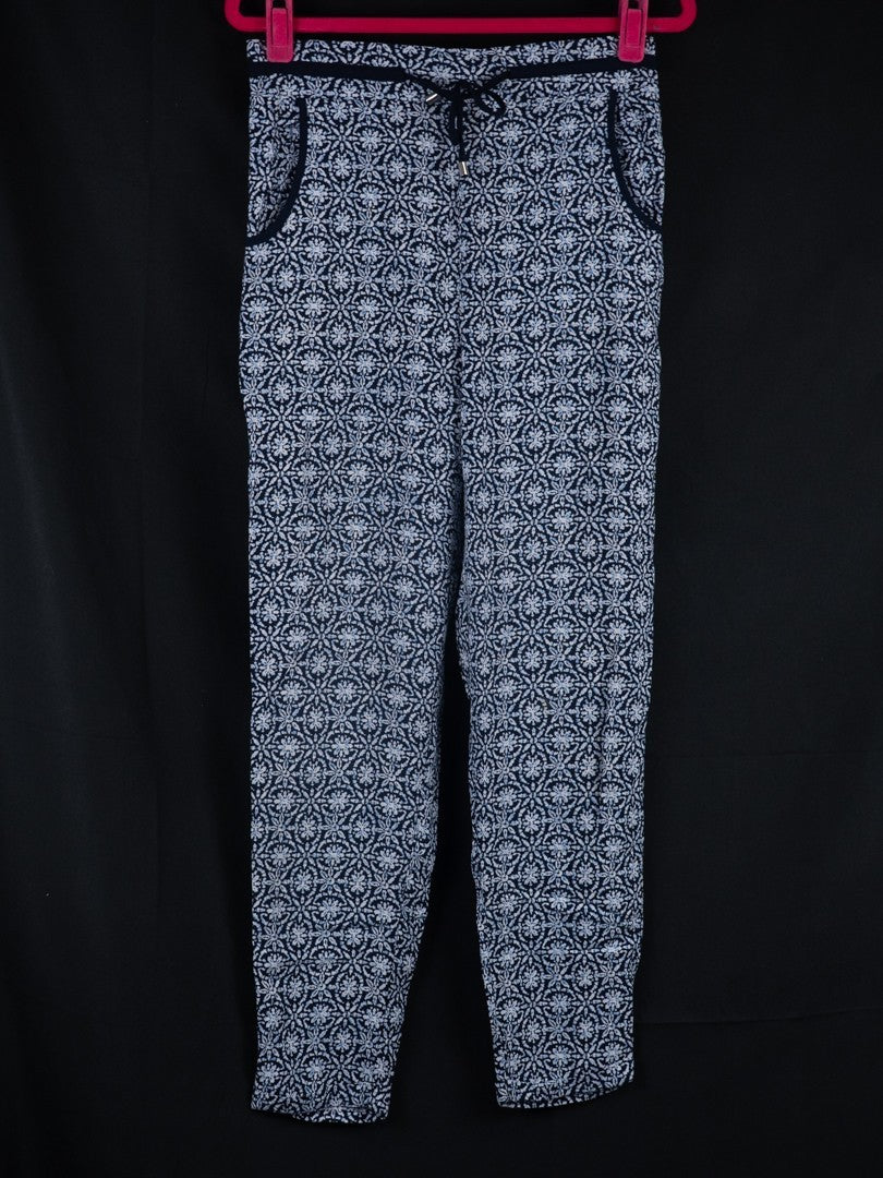 Atmosphere blue and white trousers with elasticated waist and two front pockets.