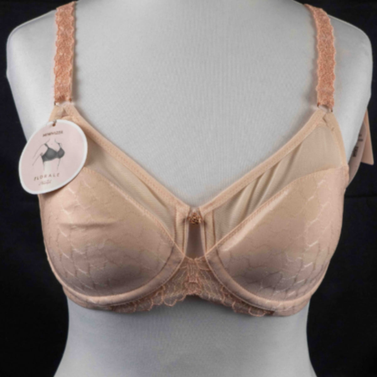 Triumph 32C Minimizer Bra NWT