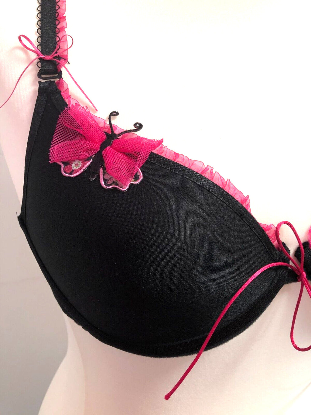 Bonbon Lingerie Bra 34B Black/Pink Plunge Underwired Padded New with Tags