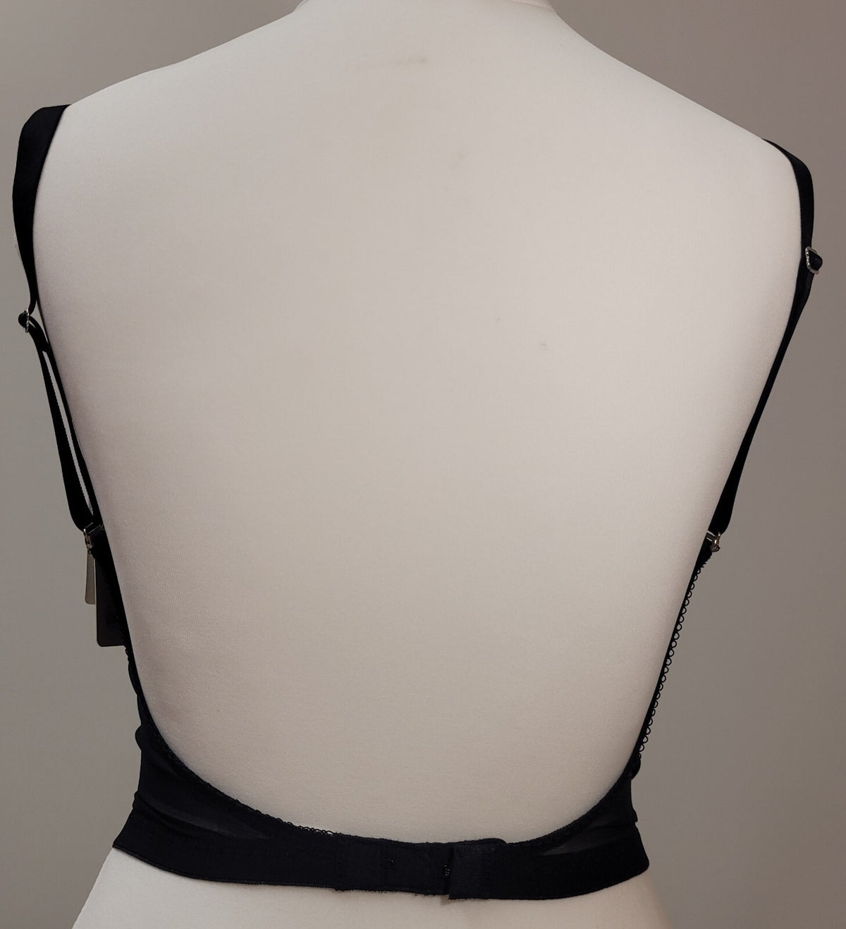 Wacoal Opulence Longline Lace Bra Small Black Underwired Padded BNWT