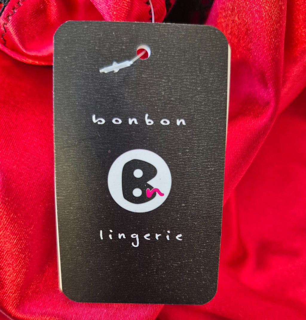 Bonbon Chemise Small Red/Black BNWT