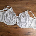 Marks & Spencer white full cup bra with lace design and underwire support.