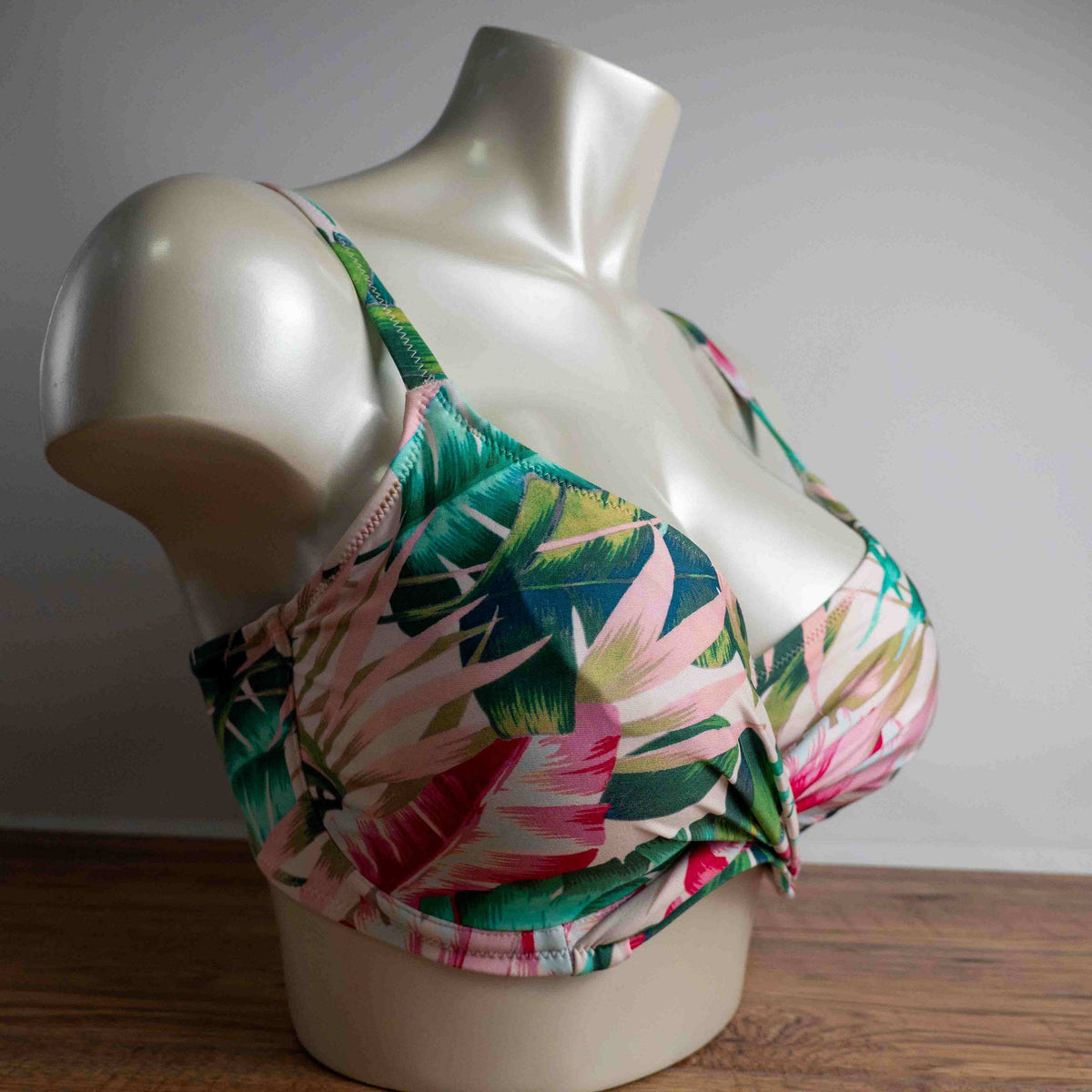 Fantasie women's bikini top beige green pink tropical floral print adjustable straps