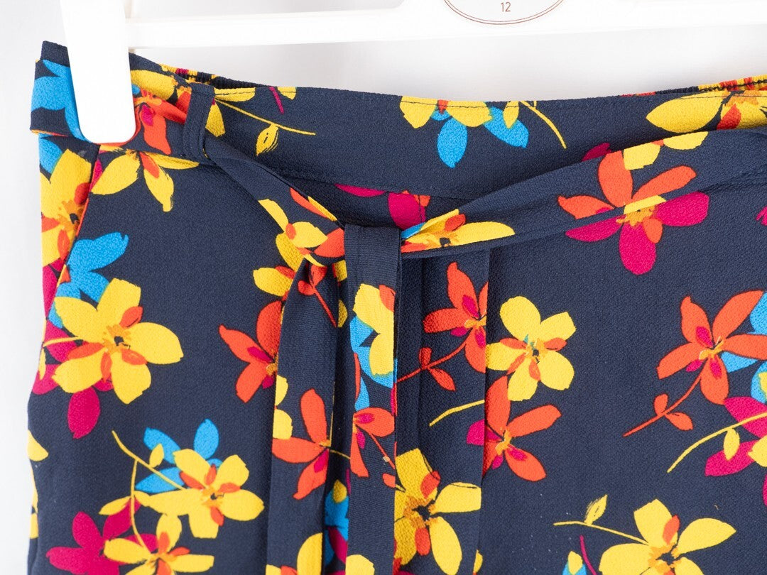 Papaya Womens Floral Shorts Size 10 | Pre-Owned