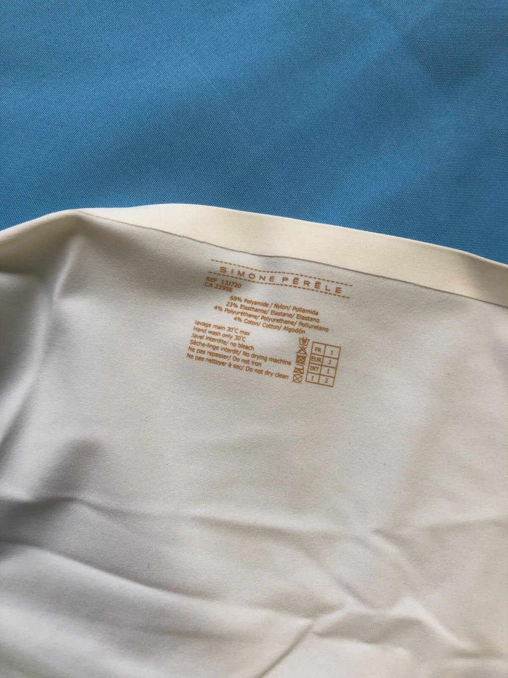 Simone Pérèle white briefs mid-rise with butterfly detail on side waistband.