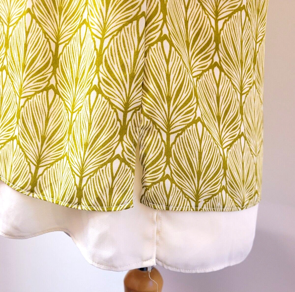Jasper Conran Tunic Top UK12 Cream/Green Leaf Print Sleeveless Pre-Owned
