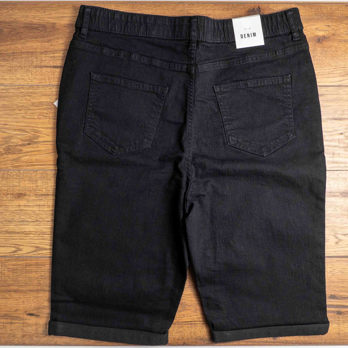 Yours black denim shorts size UK 16 with front and back pockets, brand new with tags.