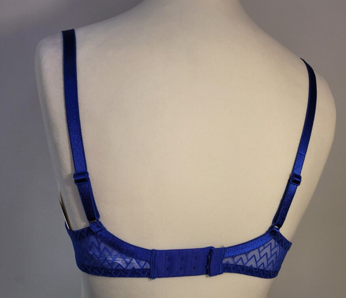 Passionata Bra 32B Blue Plunge Underwired Manhattan P48D90 New with Tags
