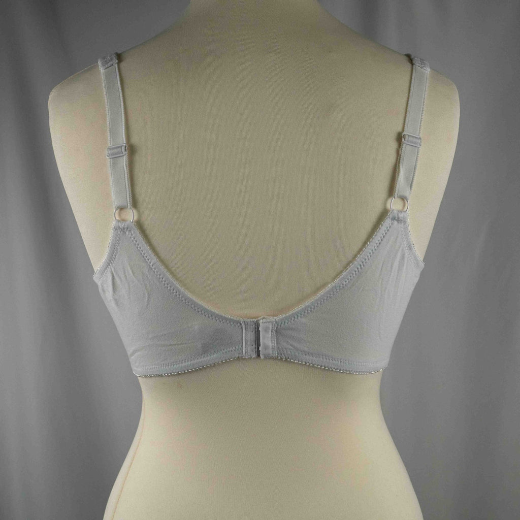 Shapely Figures 42C White Bra NWT