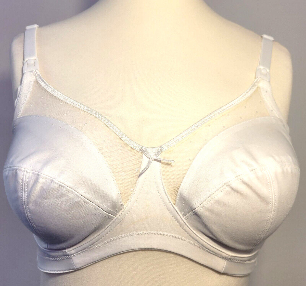 Royce Nursing Bra White 34B Drop Down Cups Lottie 980 New with Tags