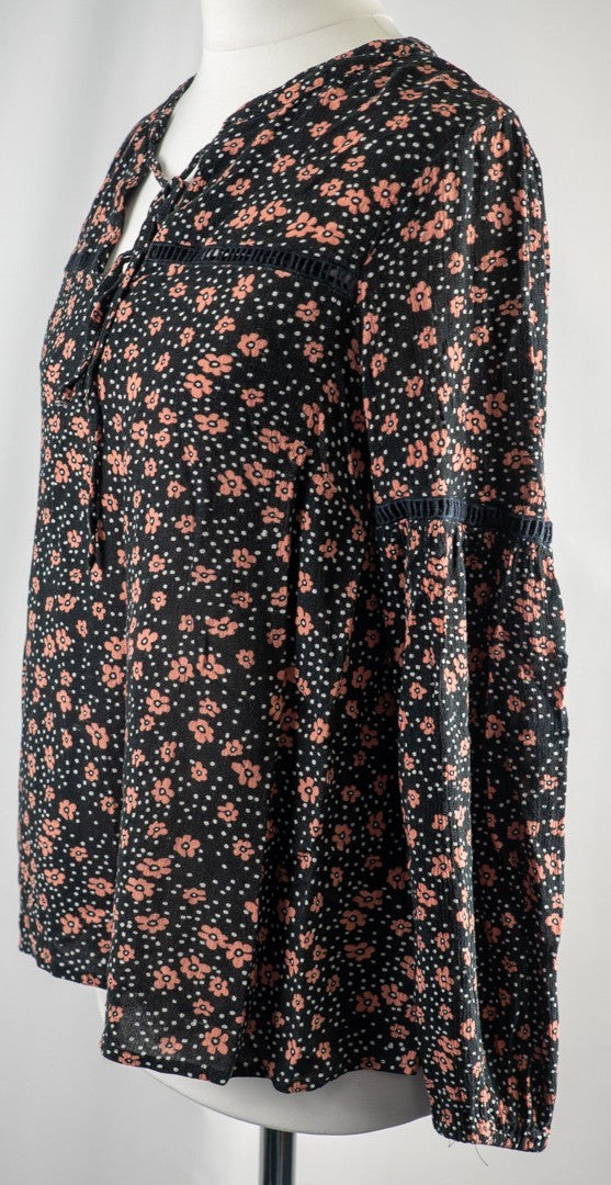 Papaya Woman Black/White/Brown Floral Long Sleeve Size 8 Top Pre-Owned