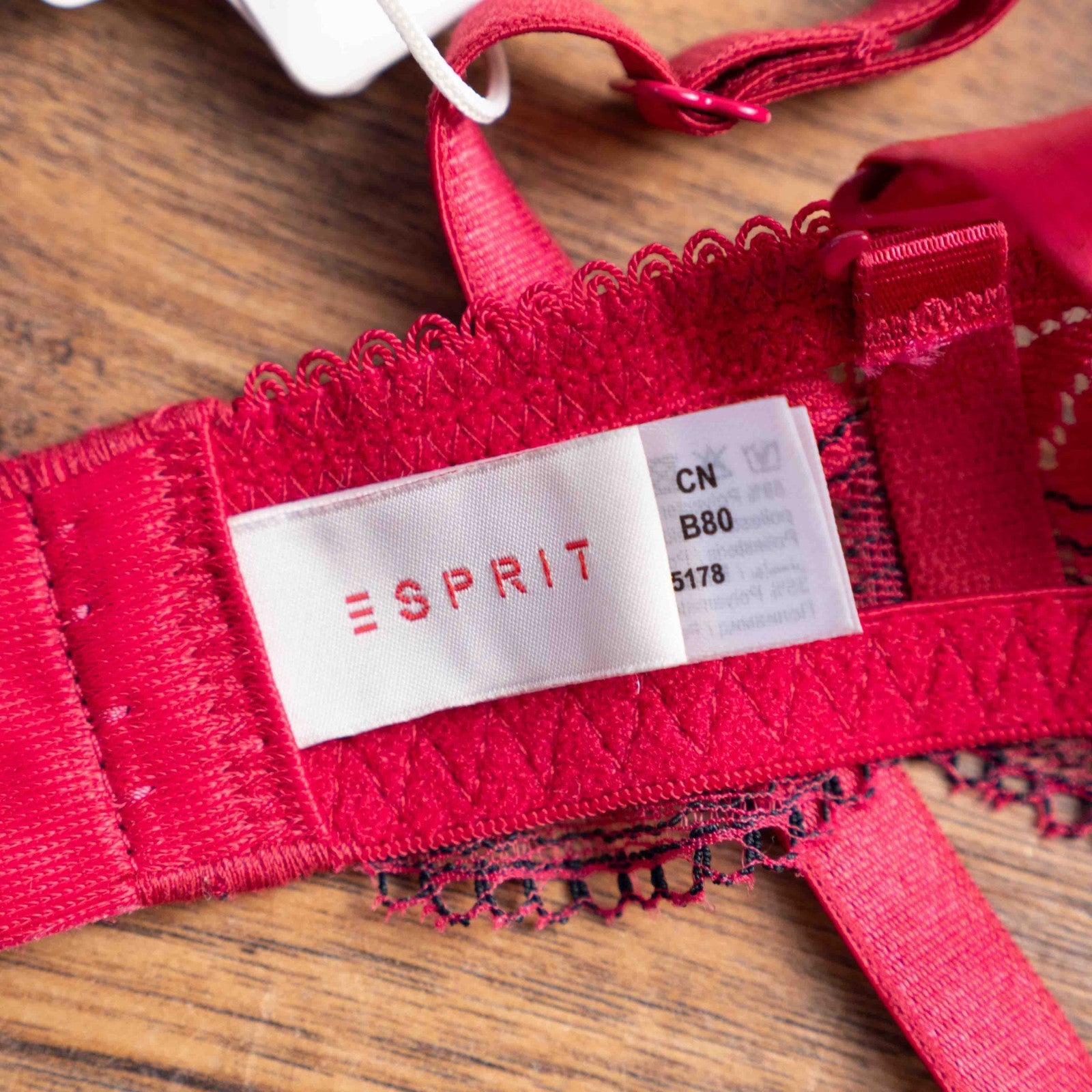Esprit Red 36B Bra With Multifunctional Straps NWT