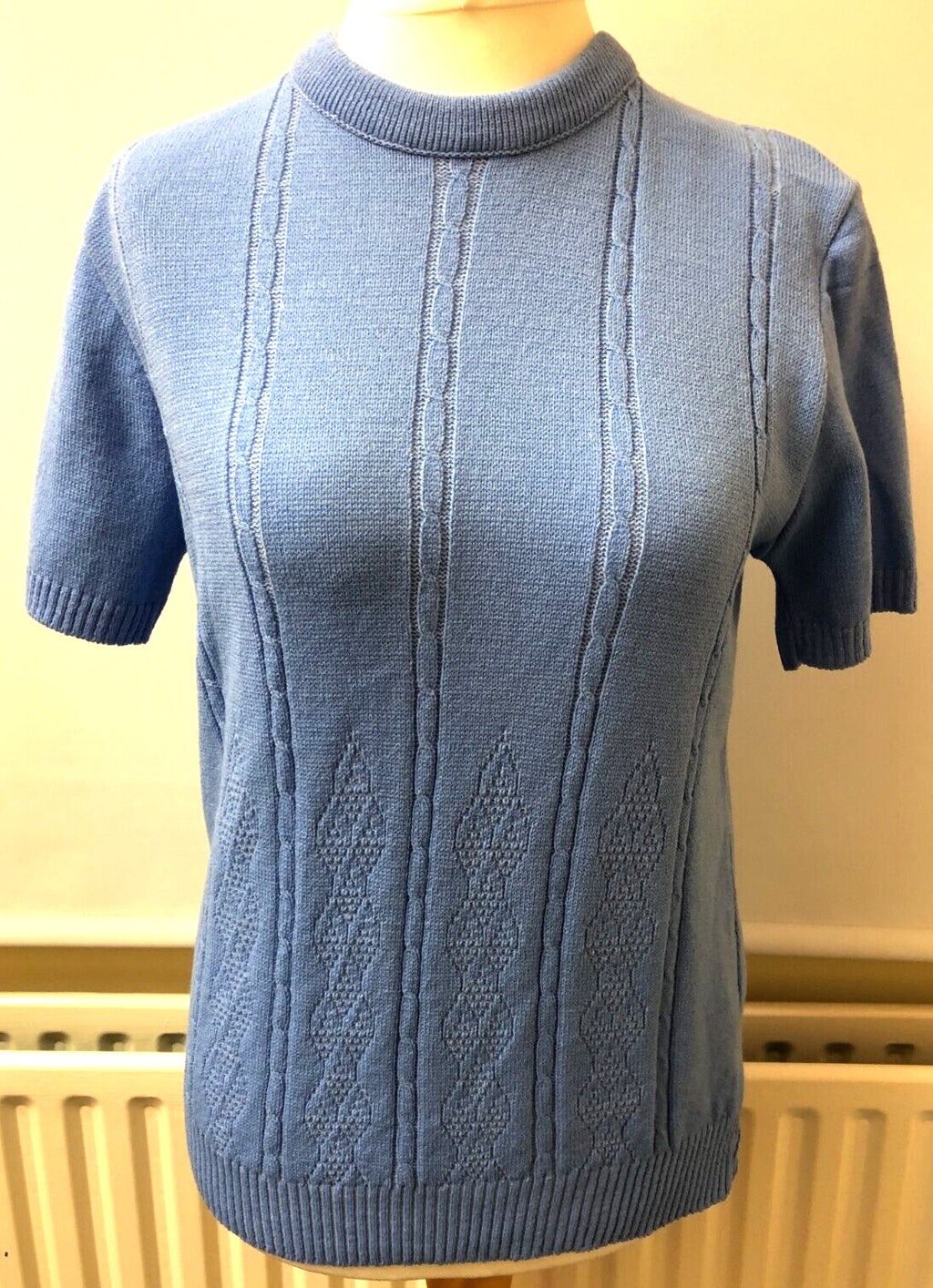Womens Top M/L Blue Short Sleeve Jumper Round Neck by Pyari BNWT