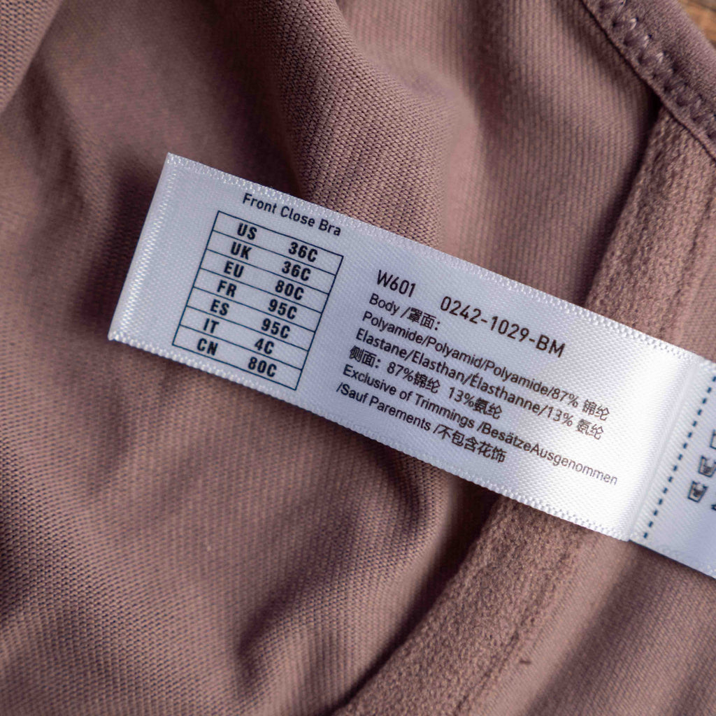 DELIMIRA brown underwired bra with adjustable straps and front closure, new with tags.