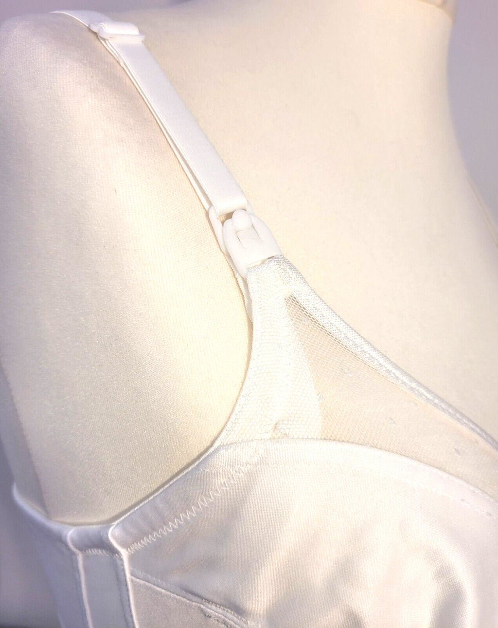 Royce Nursing Bra 32DD White Drop Down Cups Lottie 980 New with Tags