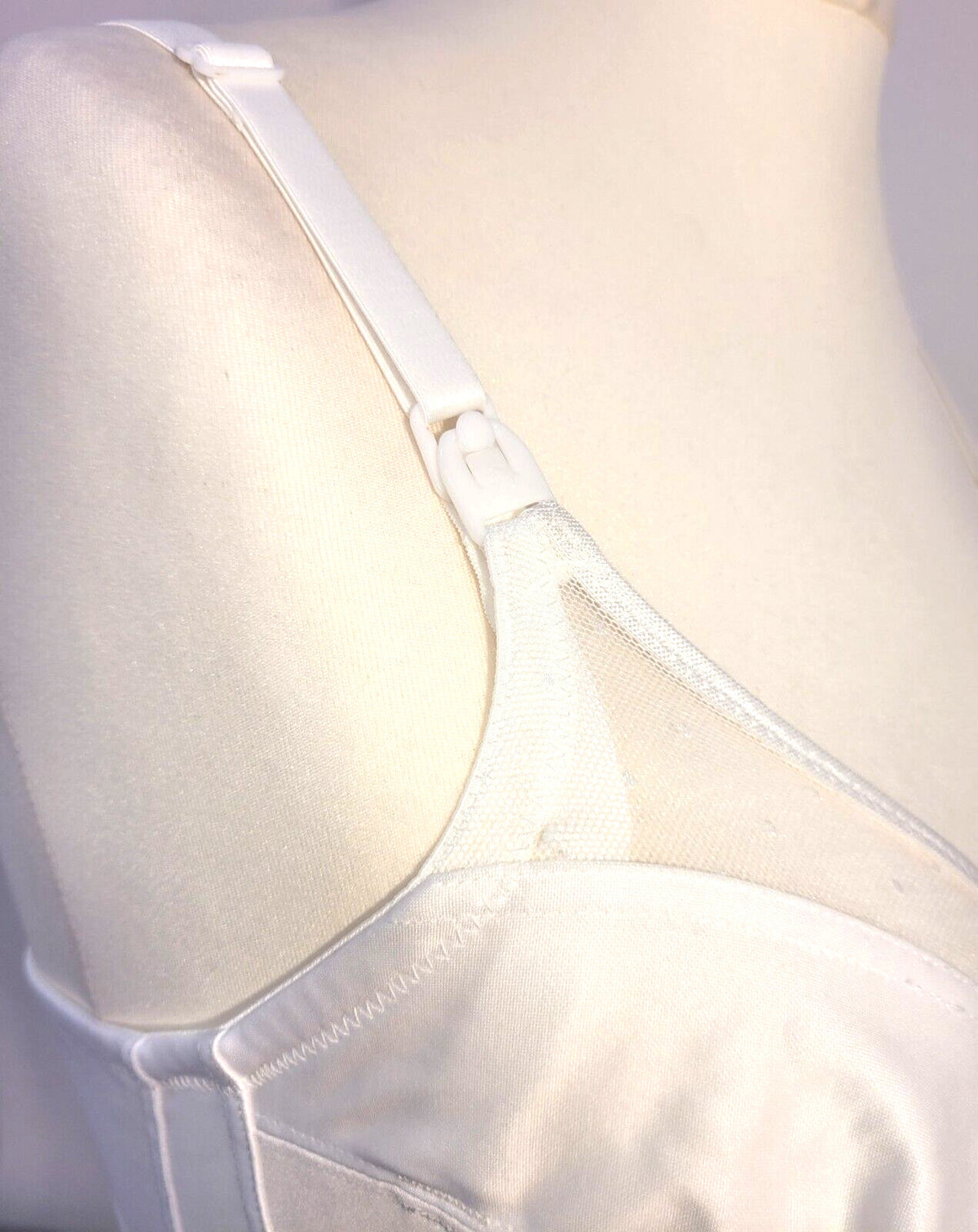 Royce Nursing Bra White 34B Drop Down Cups Lottie 980 New with Tags