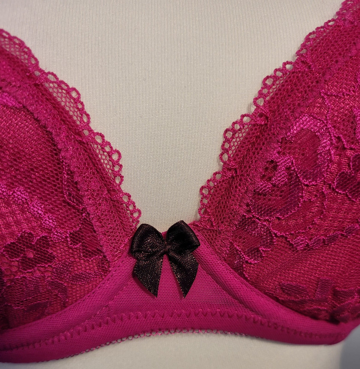 Bra 32DD Fuchsia/Grape Sexy Lace Plunge 95166 by Ann Summers New with Tags