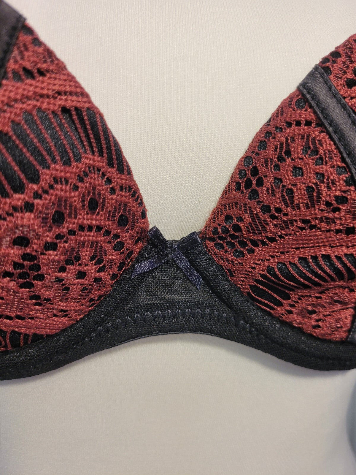 Bra 34C Burgundy/Black Padded Plunge Kylee GK456 by Ann Summers New with Tags