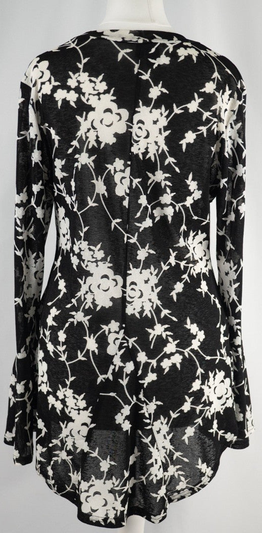 Izabel London Black &amp; White Floral Semi Sheer Size 12 Top Pre-Owned
