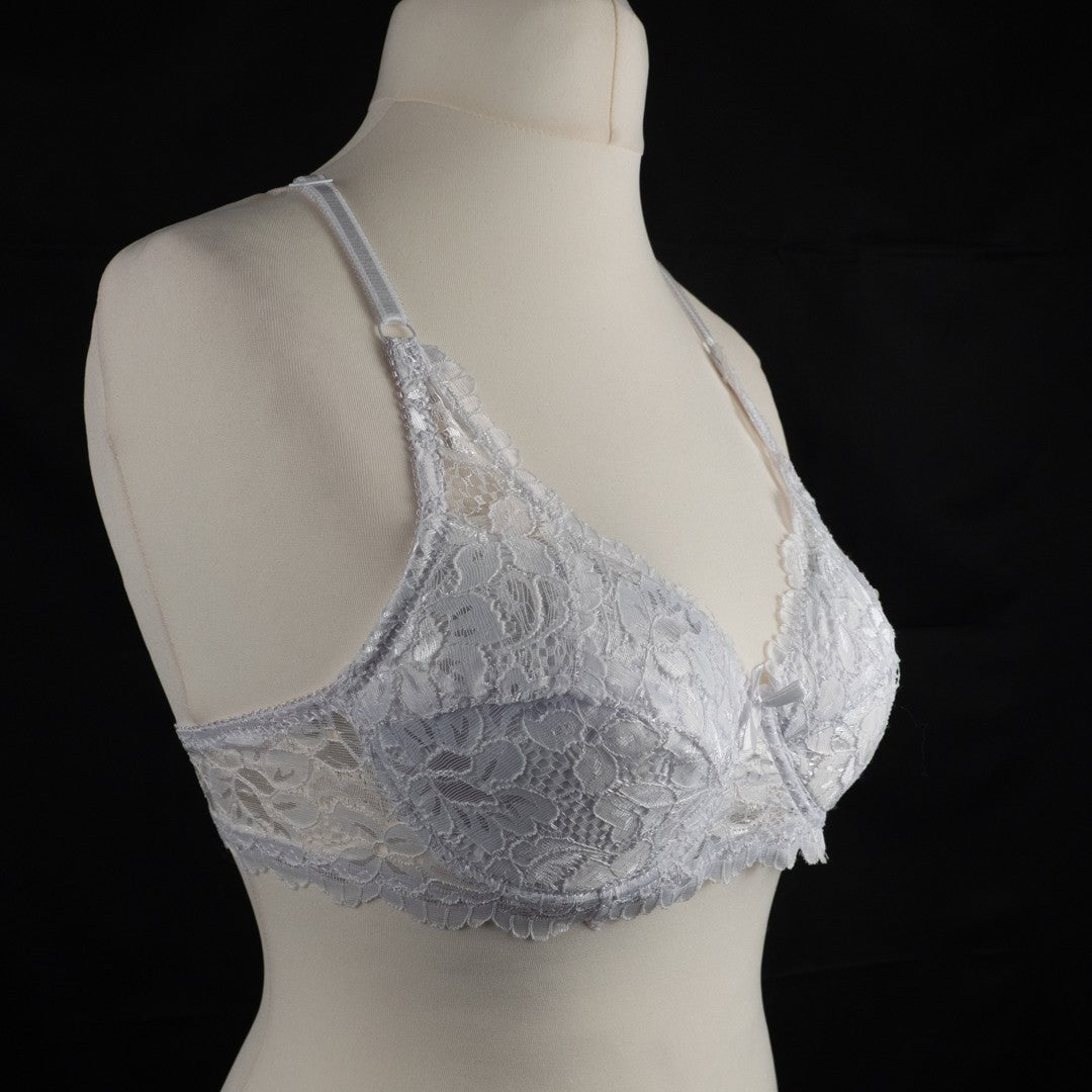 Bra 36B White Underwired Lightly Padded BA727 by Daniel Axel New with Tags