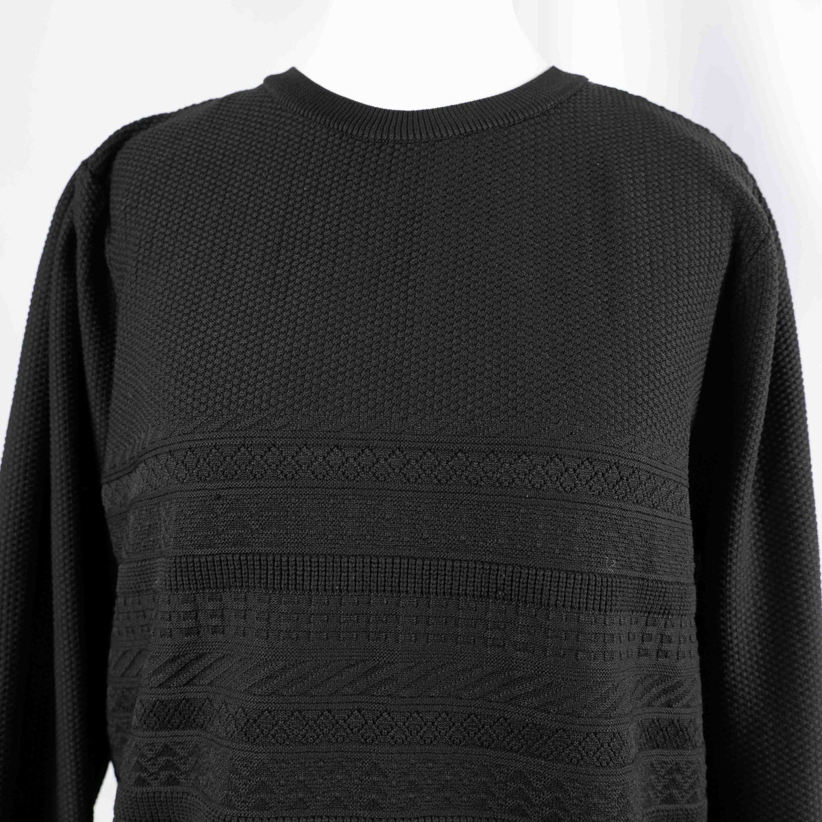 Unbranded black textured knit jumper with relaxed fit and no visible flaws.