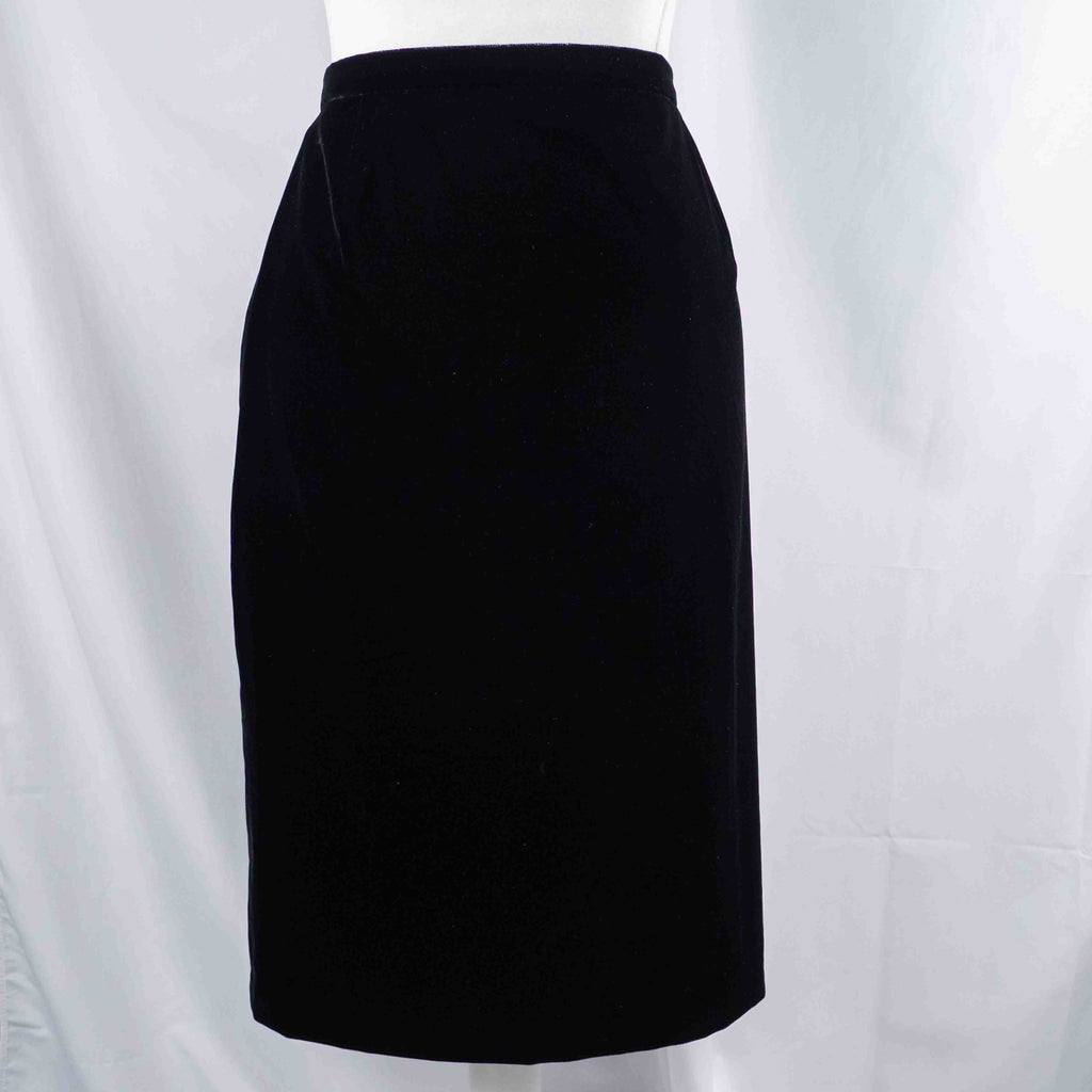 Marks & Spencer black velvet pencil skirt UK 12, back zip closure, fully lined.