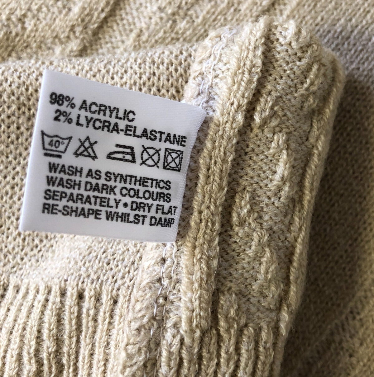 Monique beige crewneck sweater cable knit pattern long sleeve new with tags