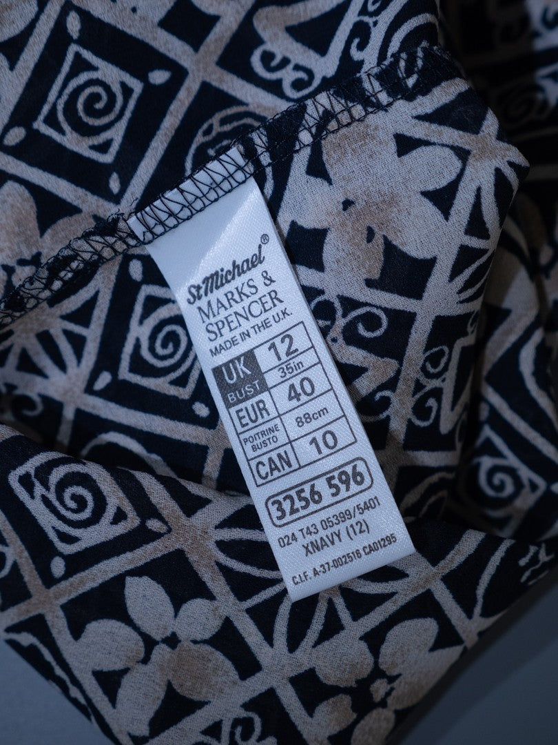 St Michael From M&amp;S Black And White Floral Semi Sheer Top Size 12 Pre-Owned