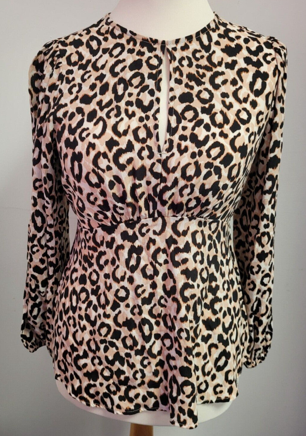 George Top UK10 Leopard Print Keyhole Round Neck Long Sleeve BNWT