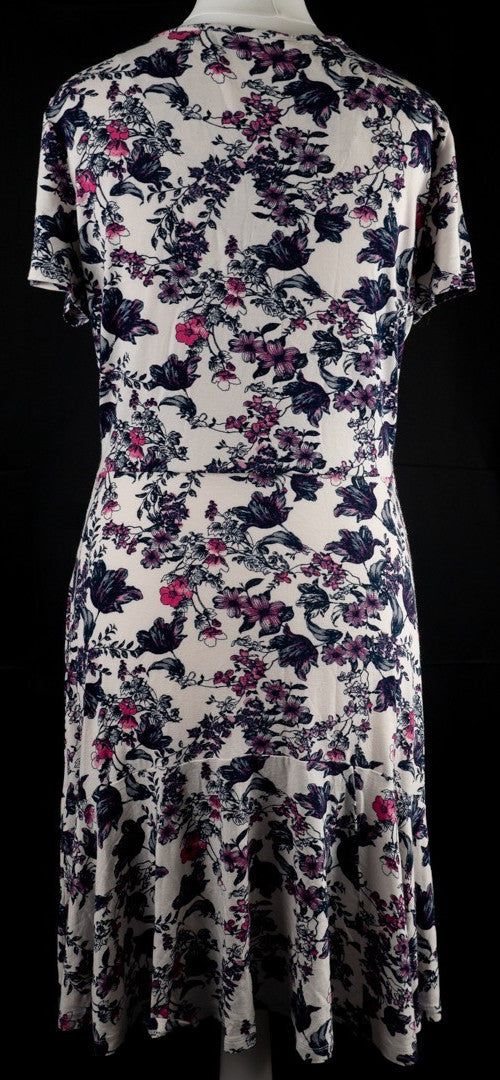 Next White Floral Knee Length Size 10 Dress Pre-Owned