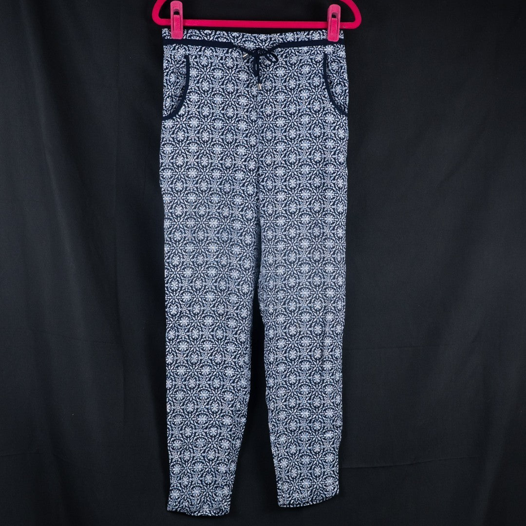 Atmosphere blue and white trousers with elasticated waist and two front pockets.