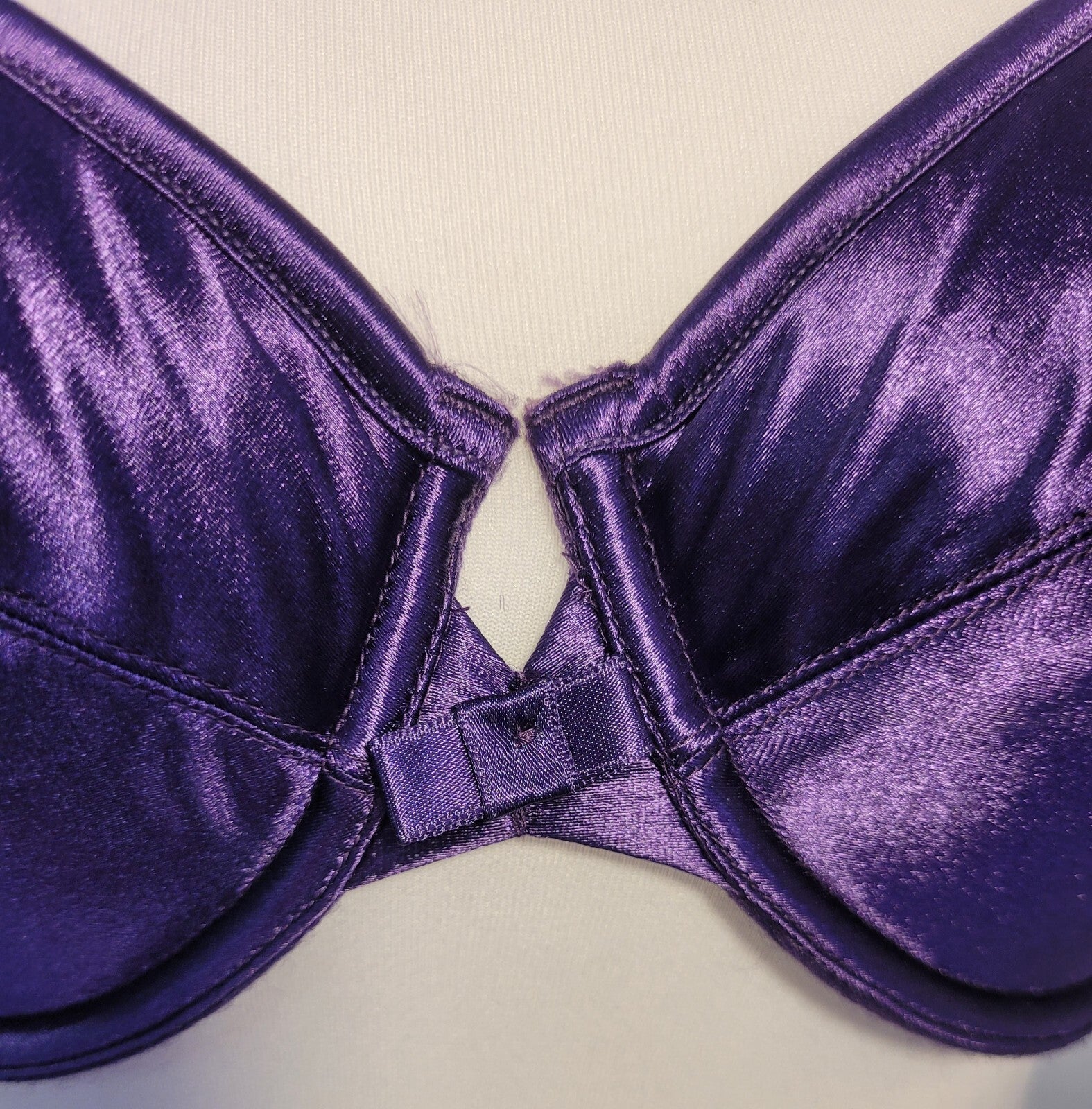 Bra 32DD Purple Padded Balcony  Padded Underwired 9049 by B'ware New with Tags