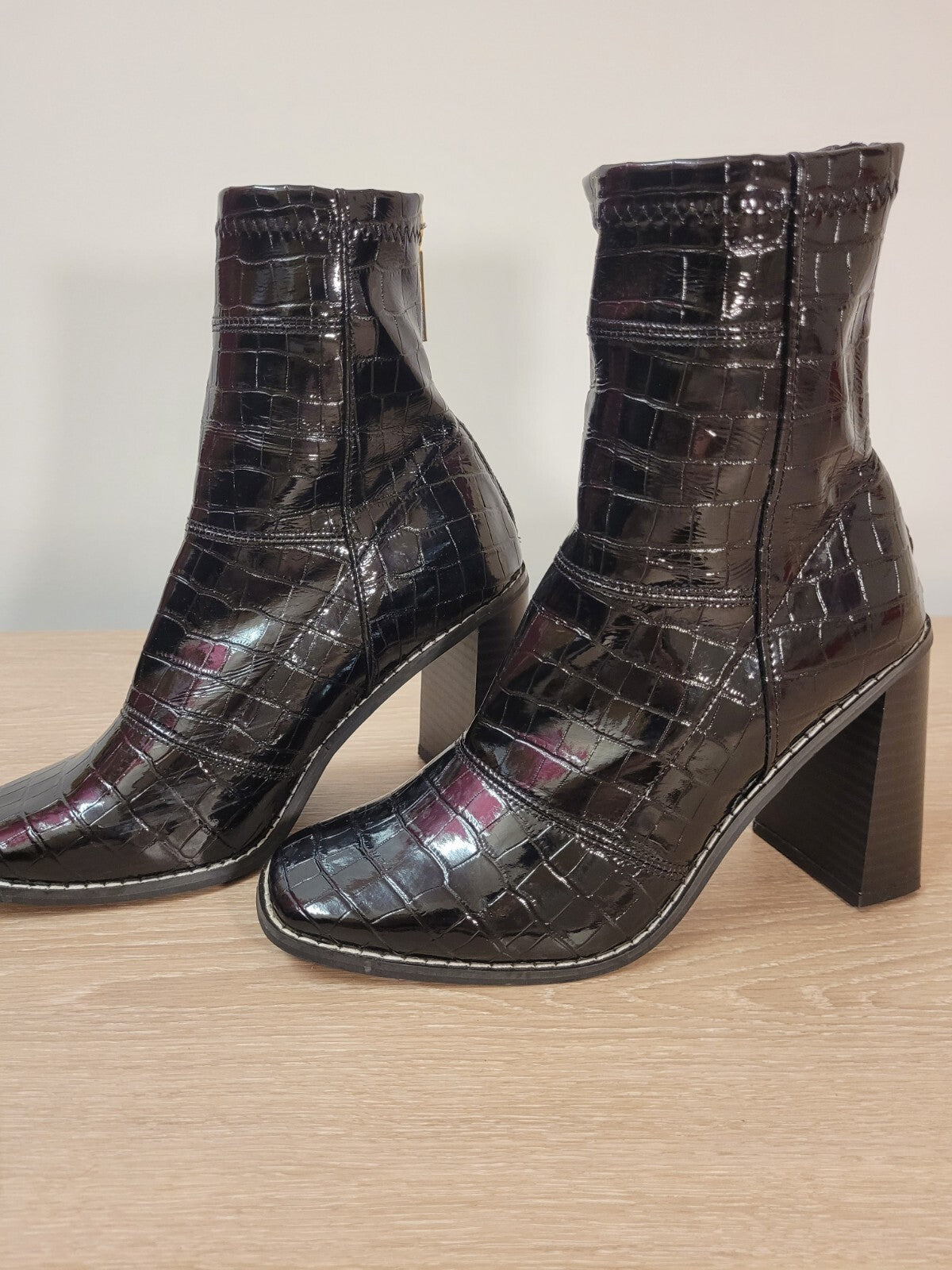 River Island Ankle Boots UK4 Mock Croc Black Back Zip Fastening Pre-Owned