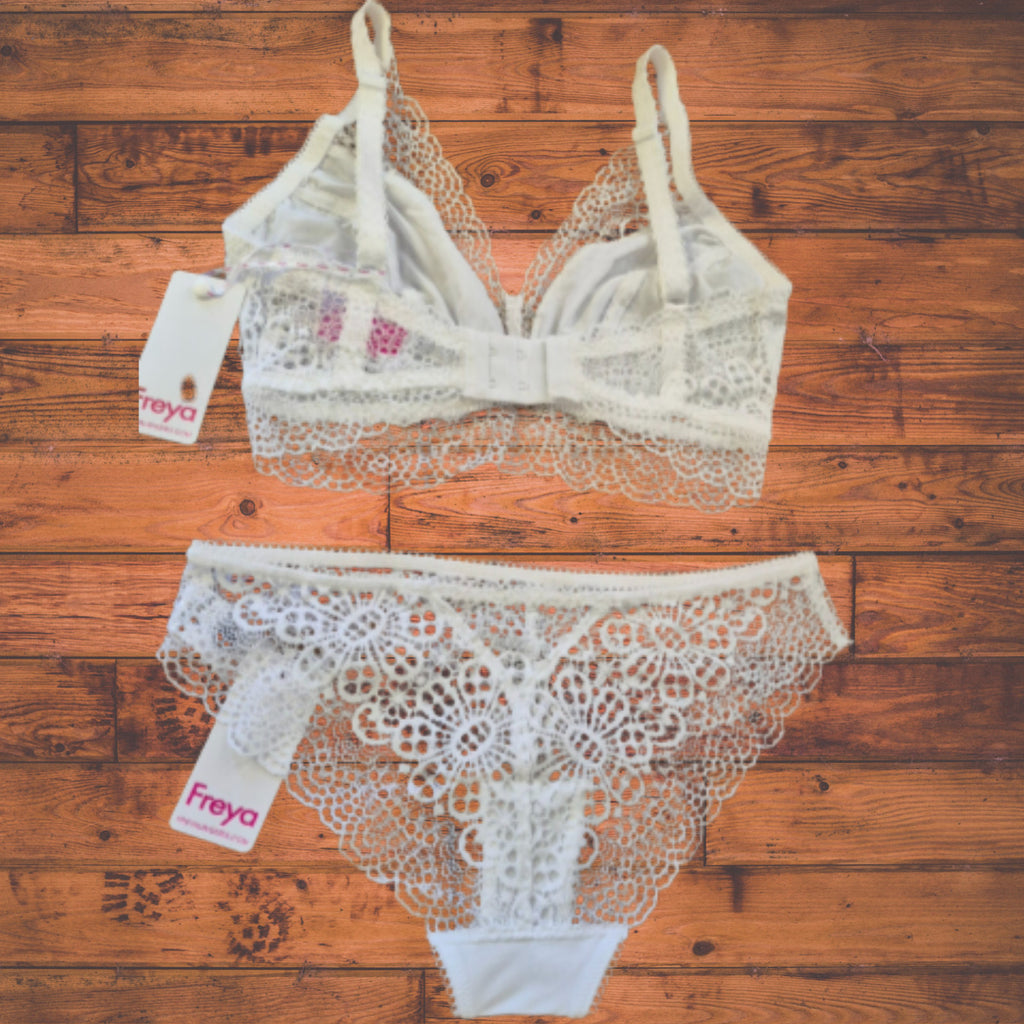 Freya White Erin XS Bralette &amp; Knickers NWT