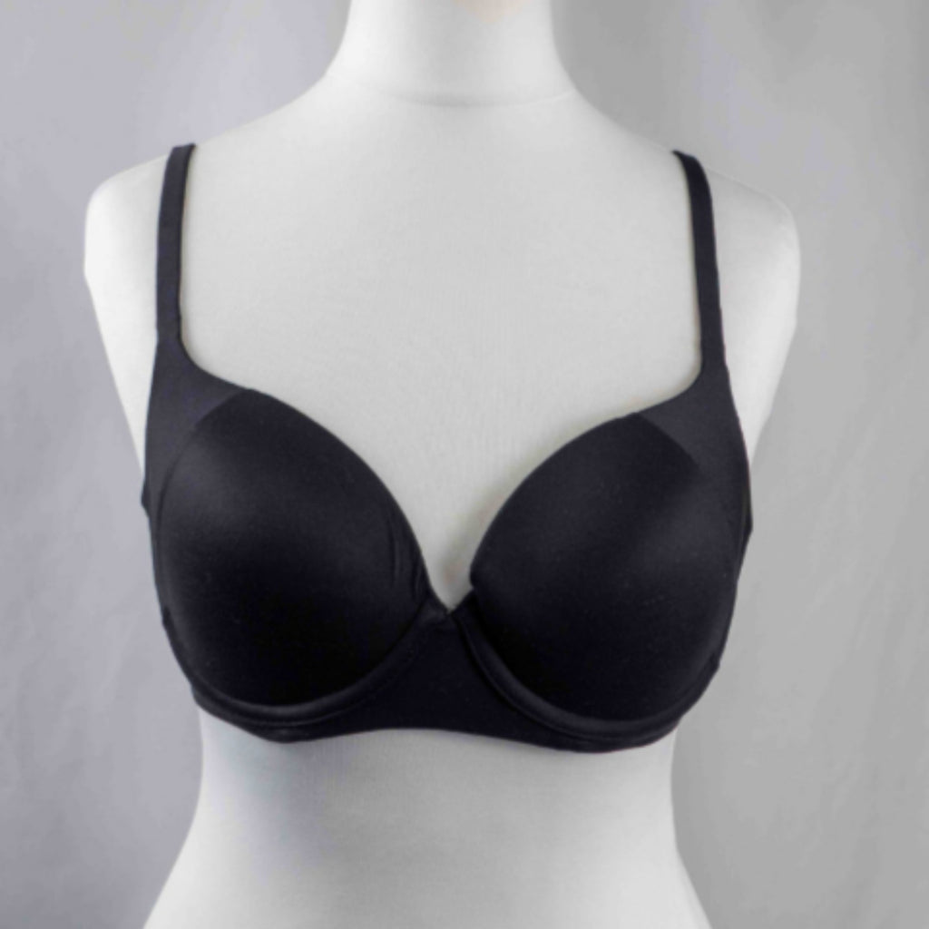 Triumph 40A Black Padded Bra NWT