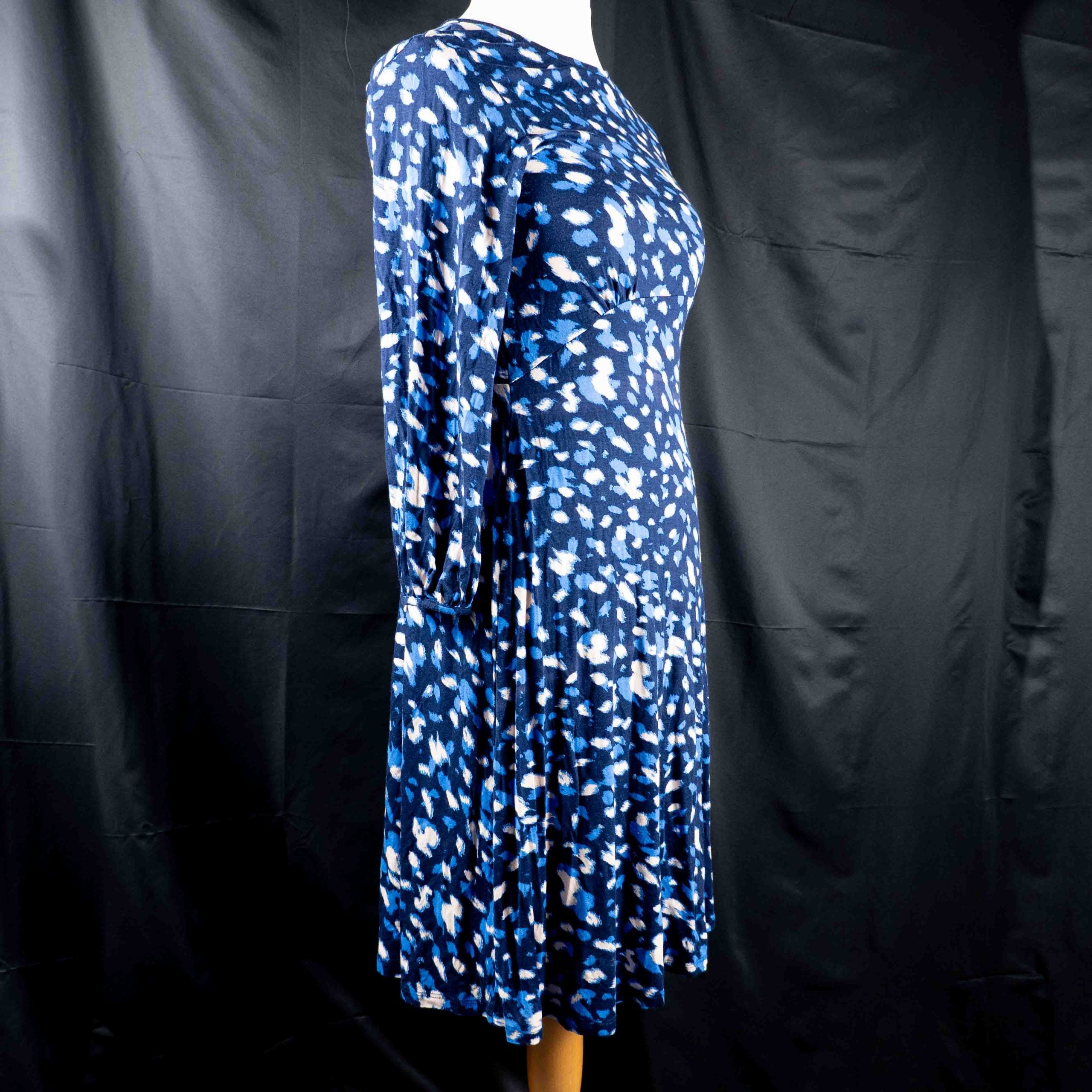 Roman midi dress blue and white abstract pattern long sleeves fitted waist stretchy material.