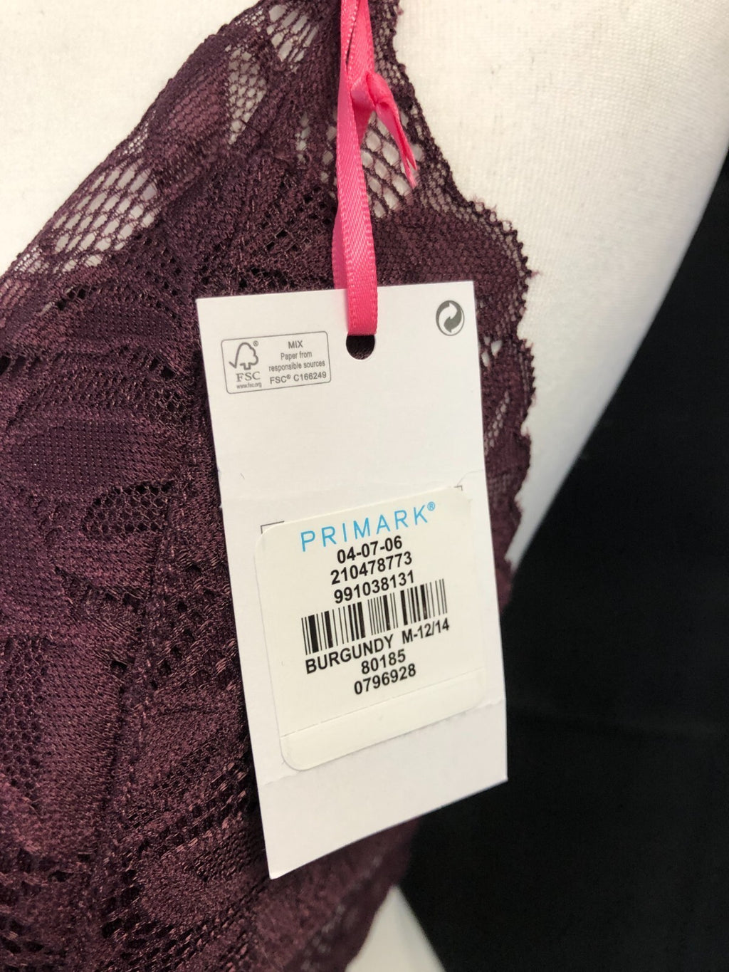 Primark purple bra lightly padded with all-over lace detail and non-wired design.