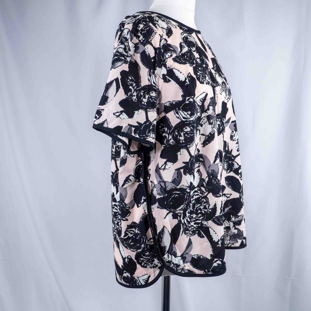 Red Herring Black Floral Size 16 Short Sleeve Top Pre-Owned