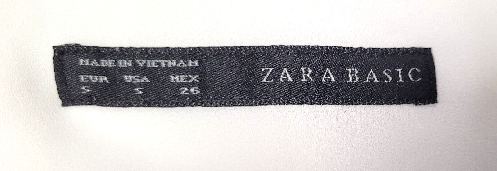 Zara Blouse White Small V-Neck Long Sleeve Ruffle Front Pre-Owned