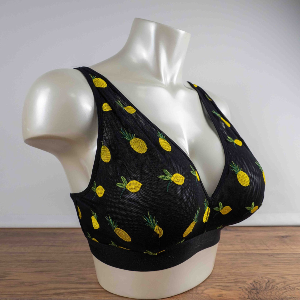 Lemonade Dolls Black Pineapple Medium Bra Non Padded Non Wired New With Tags