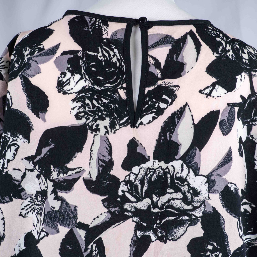 Red Herring Black Floral Size 16 Short Sleeve Top Pre-Owned
