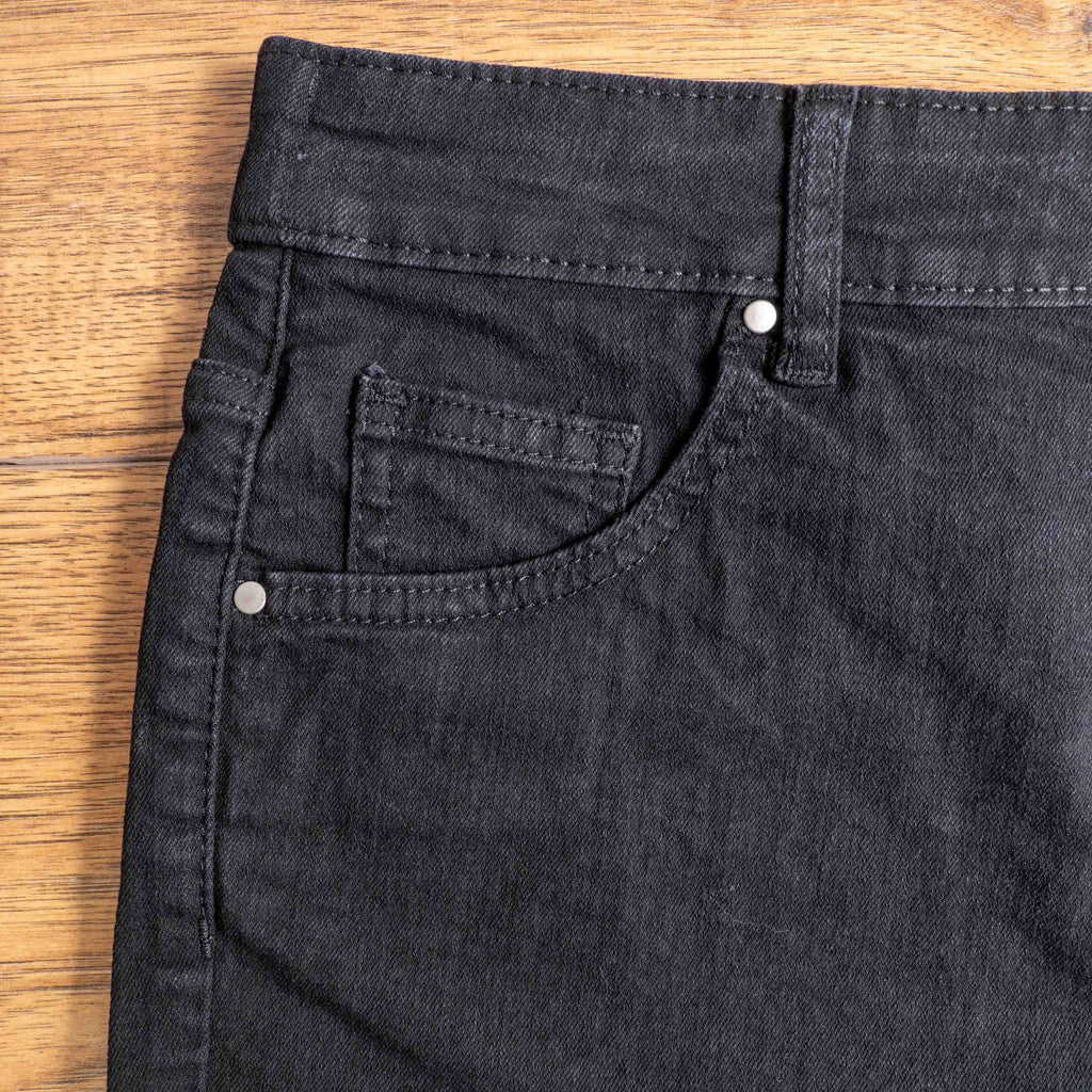 Yours black denim shorts size UK 16 with front and back pockets, brand new with tags.