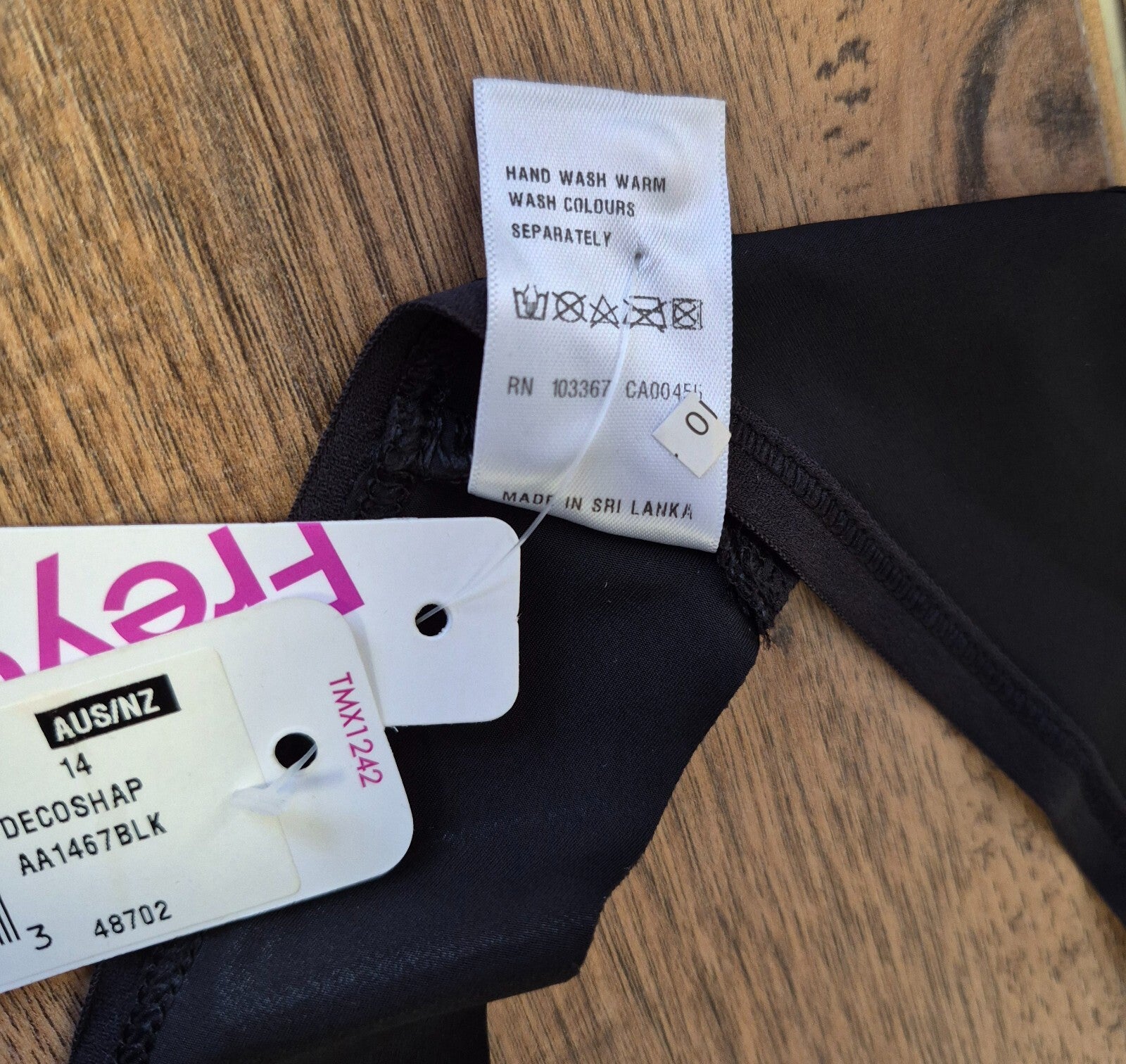 Freya Shapewear &amp; Thong 36DD/L Black/Grey Floral NWT